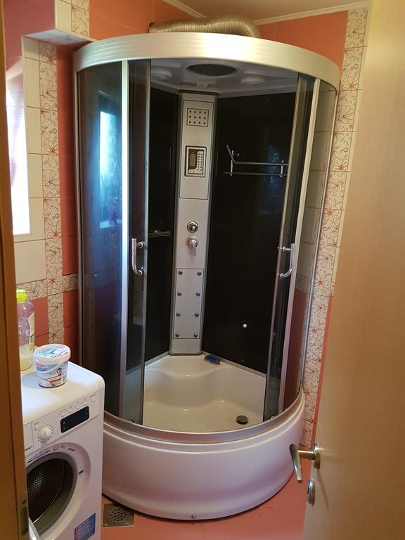 Apartments Lake Bohinj Medja Bilik gambar